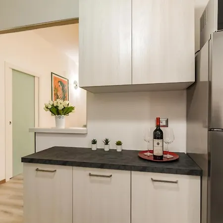 Machin 57 - Magnolia Holidays *