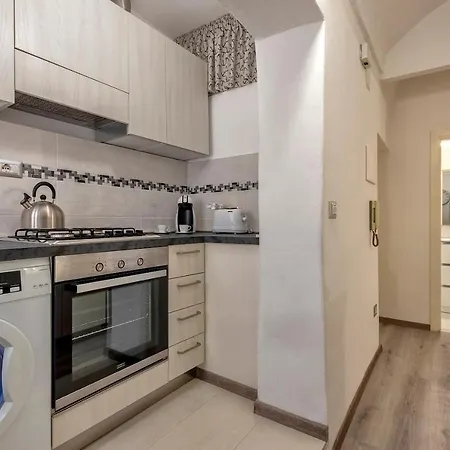 Machin 57 - Magnolia Holidays Apartment